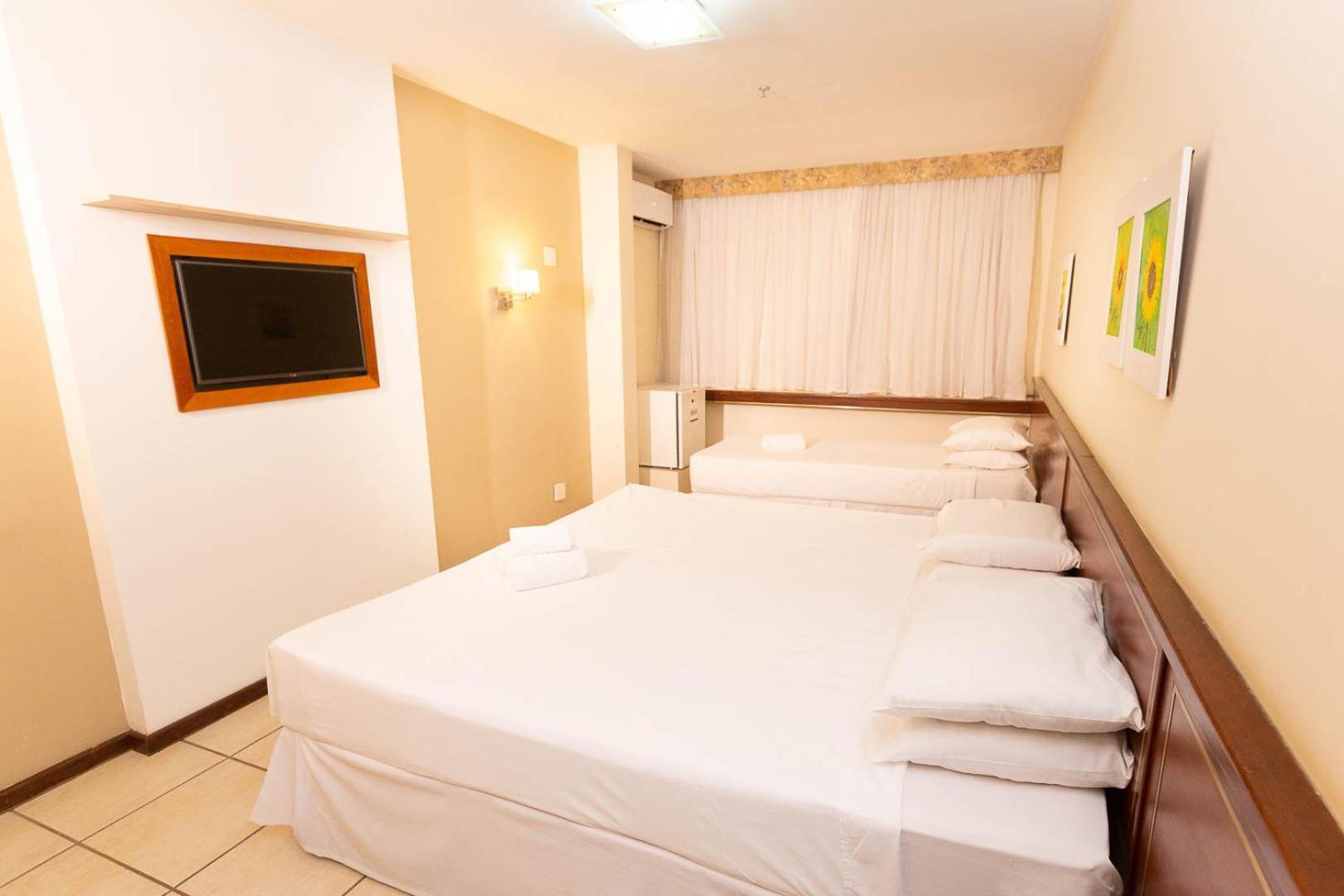 Rede Andrade Canada Hotel